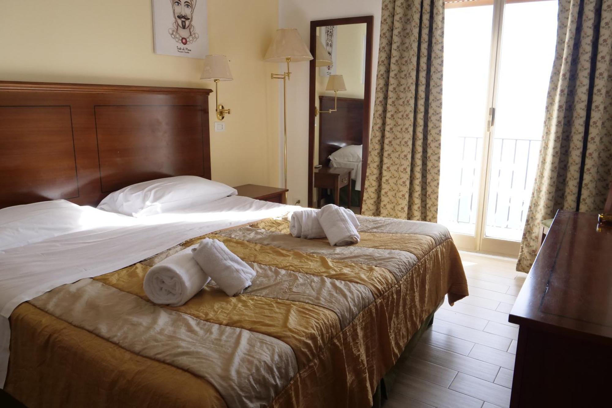 Hotel Elios Tao Taormina Exterior photo